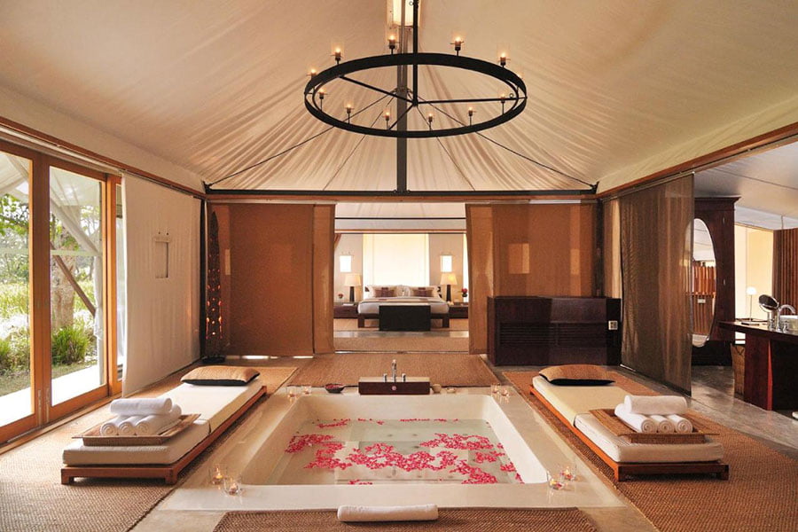 แคมป์ปิ้งหรูเขาใหญ่