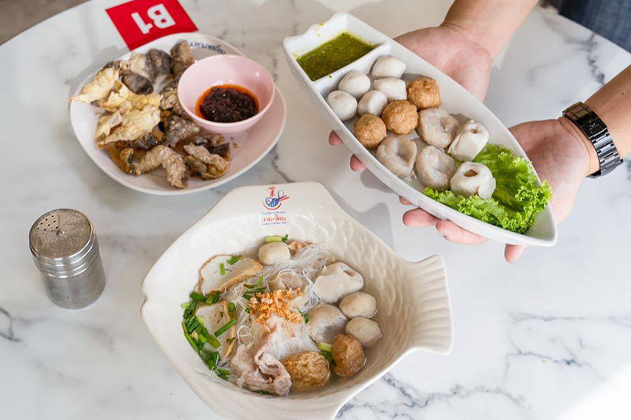 ก๋วยเตี๋ยวลูกชิ้นปลา