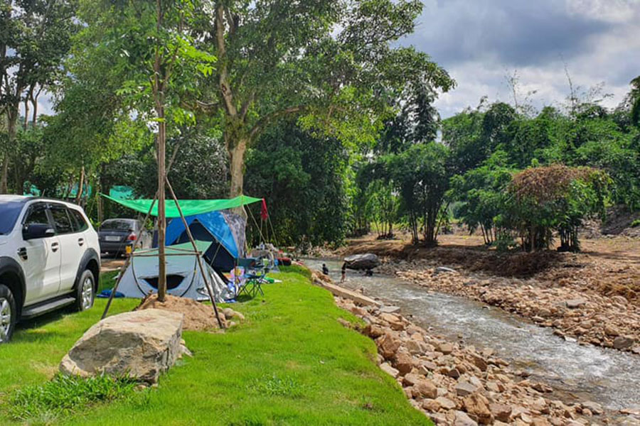 ที่พักริมลำธาร