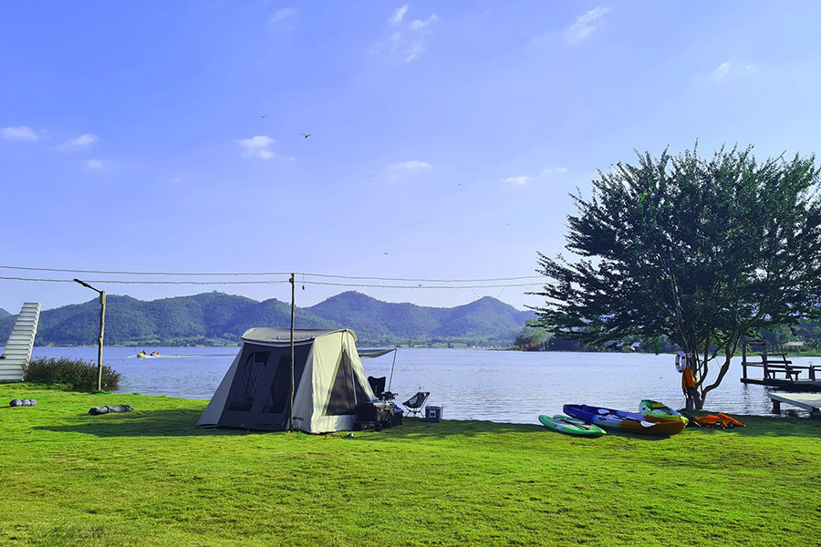 ที่พักริมอ่างเก็บน้ำ