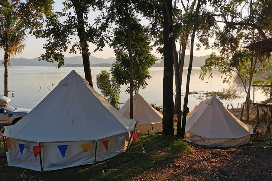 อ่างเก็บน้ำใกล้กรุง