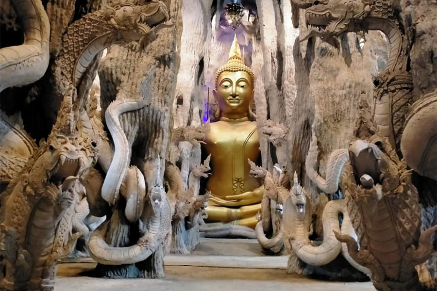 วัดใกล้กรุง