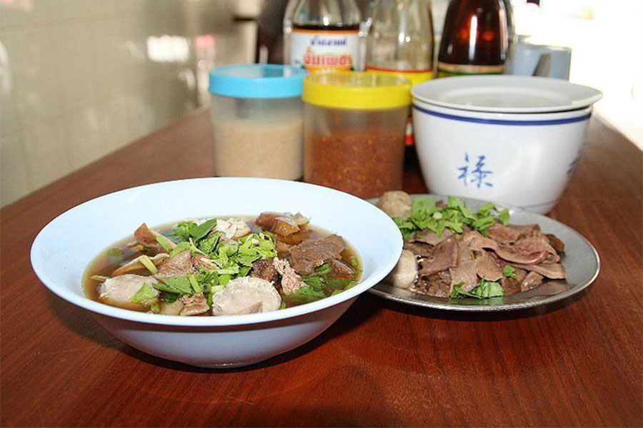 เกาเหลาเนื้อนายไฮ้