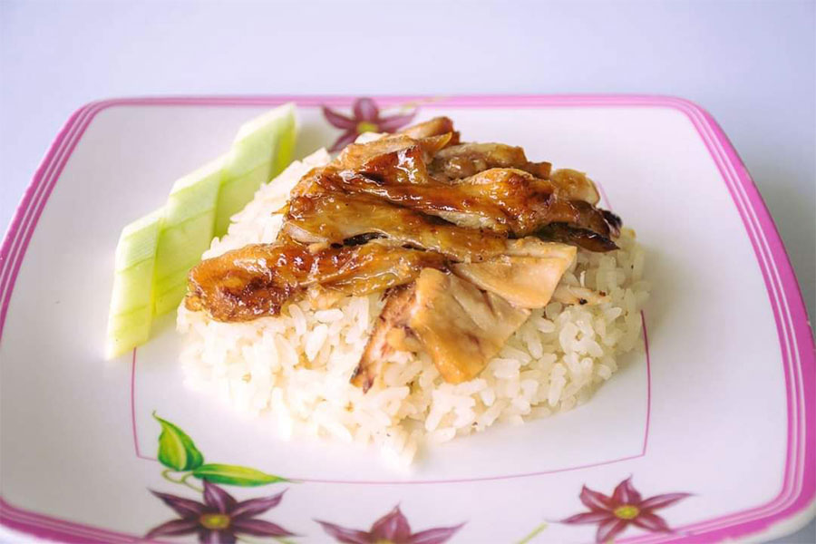 ร้านอาหารพนัส