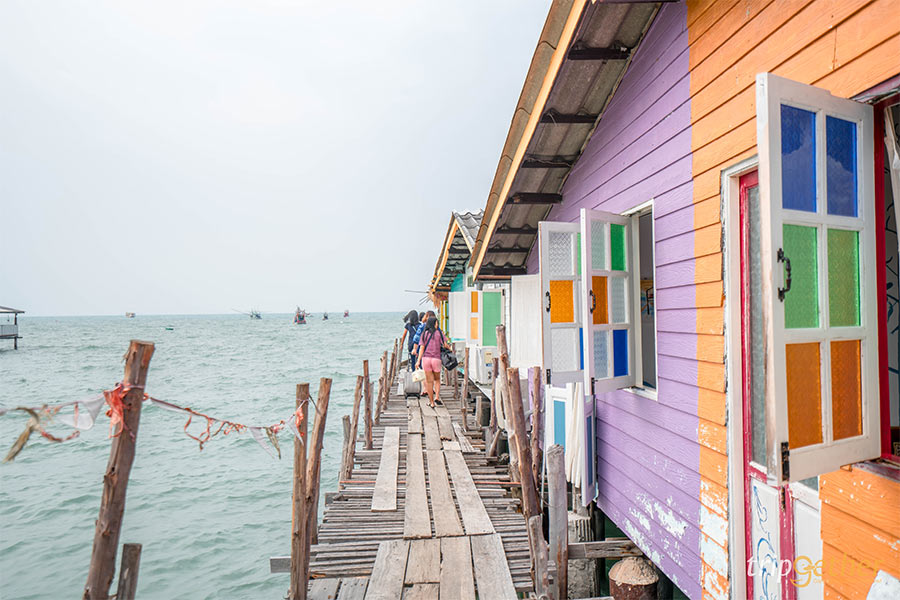 ที่พักบางเสร่