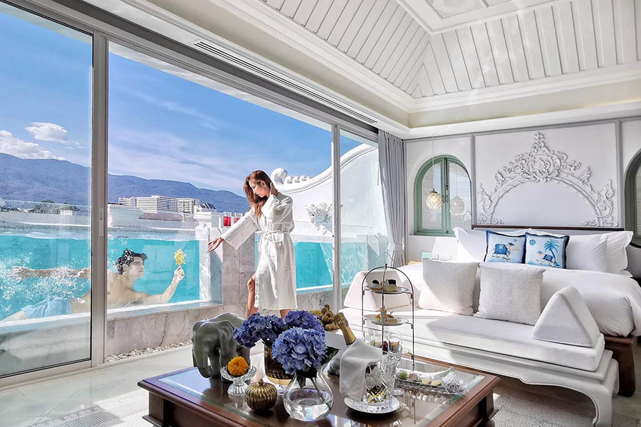 ที่พักสระว่ายน้ำลอยฟ้า