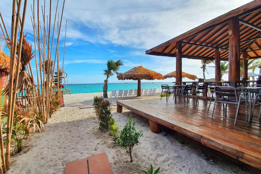 5 ที่พักหลีเป๊ะติดทะเล นอนฟังเสียงคลื่น จ่ายไม่เกินคนละ 2,500