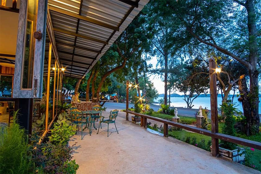 คาเฟ่สัตหีบ