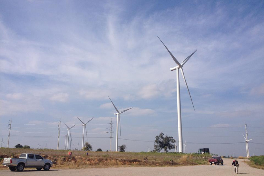 ทุ่งกังหันลมในไทย