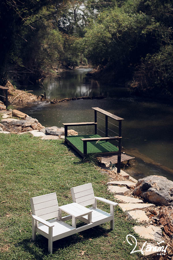 คาเฟ่ปากช่องริมน้ำ