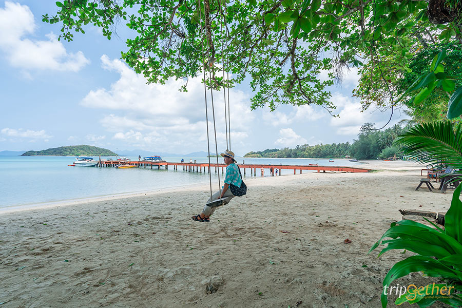 15 ที่พักมีสะพานยื่นไปในทะเล บรรยากาศดีต่อใจ มุมถ่ายรูปสวยปัง!