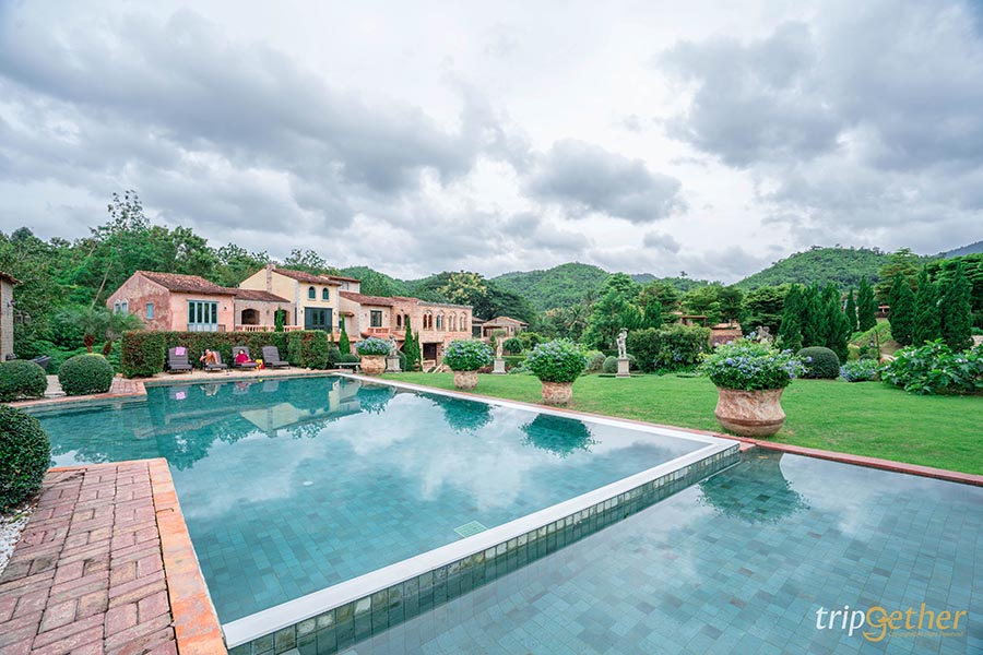 ที่พักสระน้ำสวย