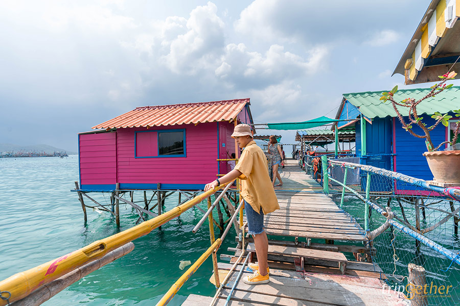 15 ที่พักมีสะพานยื่นไปในทะเล บรรยากาศดีต่อใจ มุมถ่ายรูปสวยปัง!