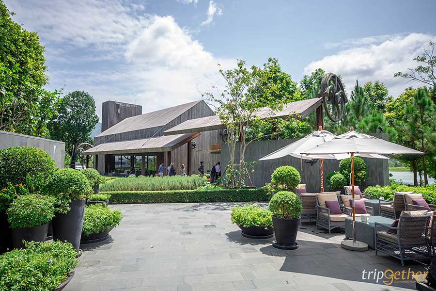 12 จุดเช็คอิน เขาใหญ่-วังน้ำเขียว ชวนกันไปชิลล์ กินเที่ยวกันได้ทั้งปี