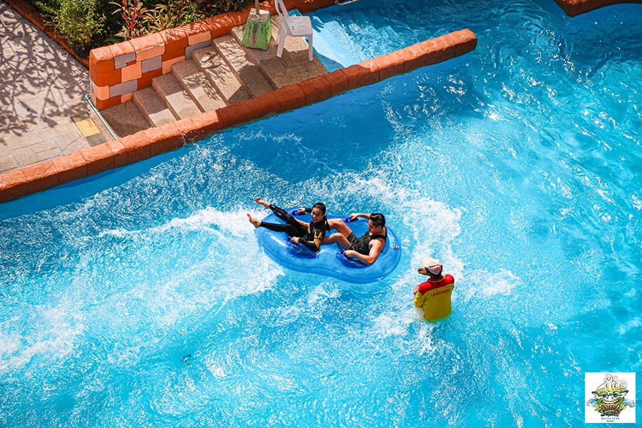 สวนน้ำภูเก็ต