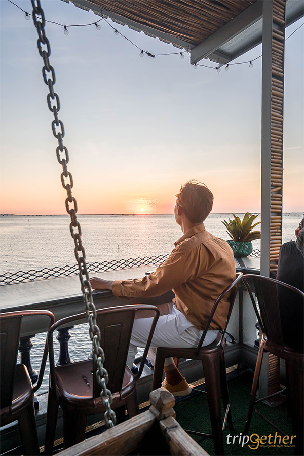 ร้านนั่งชิลล์บางแสน