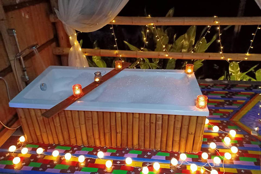 5 ที่พักน่านวิวสวย มีอ่างน้ำให้แช่