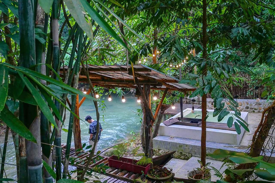 5 ที่พักระนอง โอบล้อมไปด้วยธรรมชาติสุดชิลล์ บรรยากาศดีต่อใจ!