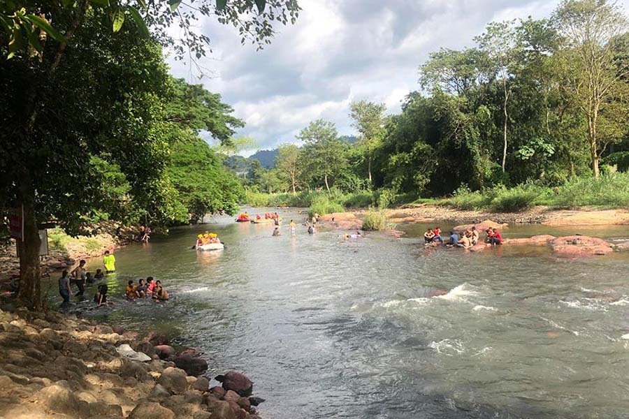 ล่องแก่งนครนายก