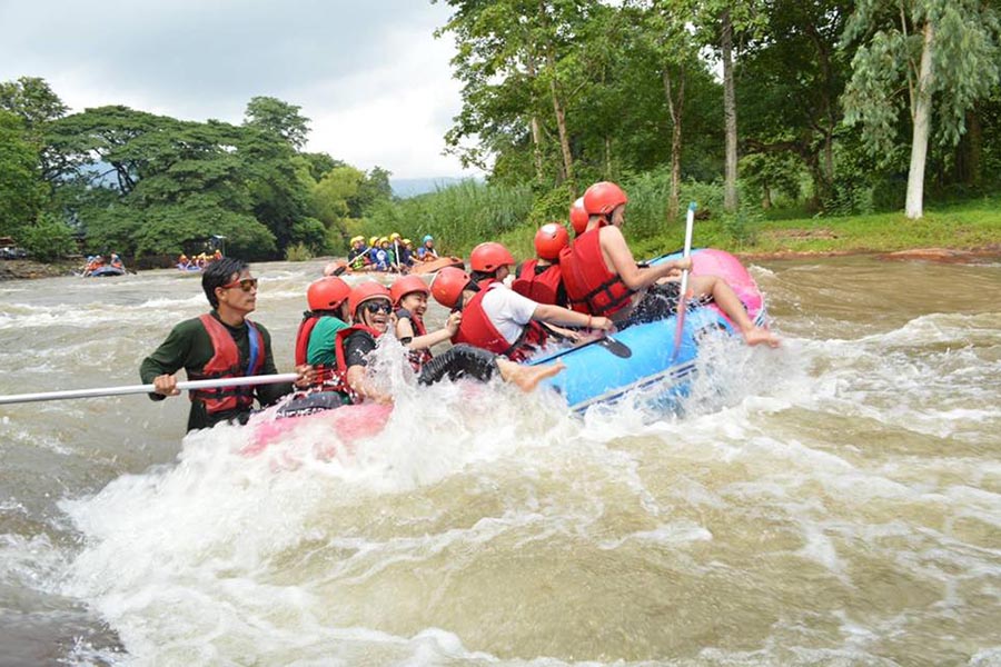 ล่องแก่งนครนายก