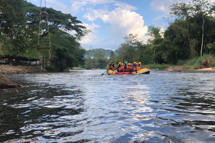 ล่องแก่งนครนายก