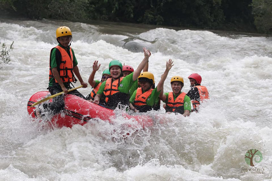 ล่องแก่งปราจีนบุรี