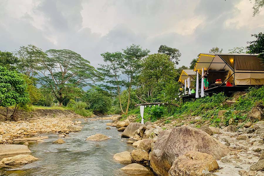 5 ที่พักคีรีวง-ลานสกา บรรยากาศชิลล์ริมน้ำ วิวสวยน่าไปพักผ่อน