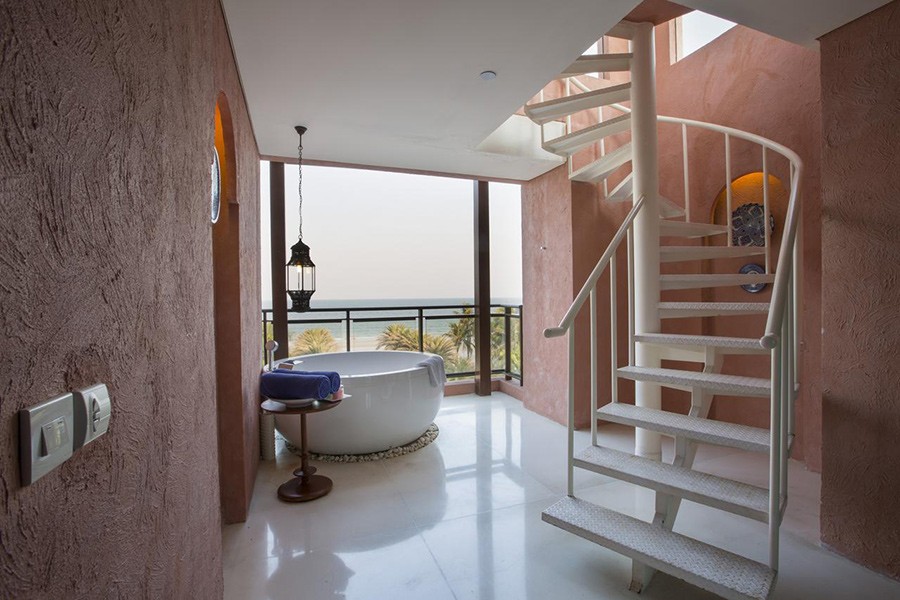 5 ที่พักมีเบาะบีนแบคริมทะเล ถ่ายรูปชิลล์ วิวฉ่ำ พักผ่อนสบาย!