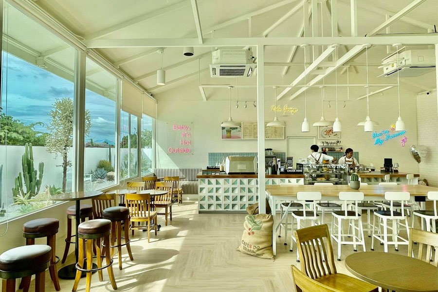 6 คาเฟ่ปราณบุรี บรรยากาศดี นั่งชิลล์ได้ ถ่ายรูปสวย