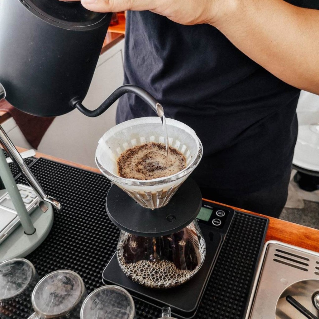 5 คาเฟ่น่าเช็คอินย่านคลองสาน เจริญนคร คอกาแฟไม่ควรพลาด