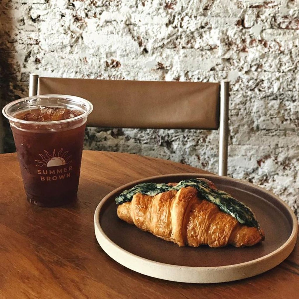 5 คาเฟ่น่าเช็คอินย่านคลองสาน เจริญนคร คอกาแฟไม่ควรพลาด