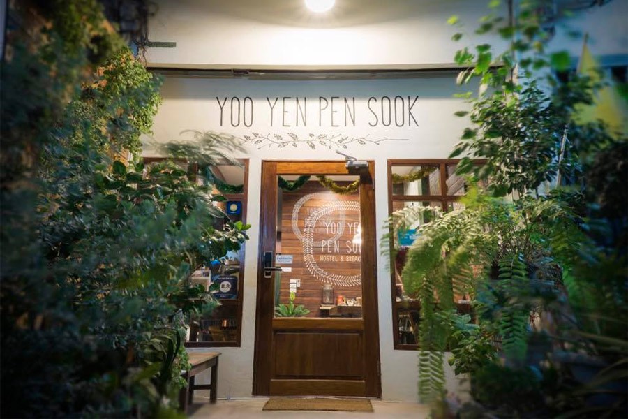 5 โฮสเทลใกล้รถไฟฟ้าราคาหลักร้อย เดินทางสะดวก