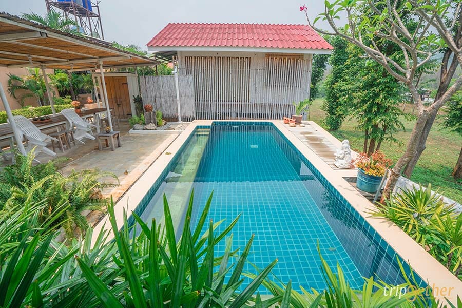 5 ที่พักกาญจนบุรี พูลวิลล่าริมน้ำ วิวสวยสุดปัง!