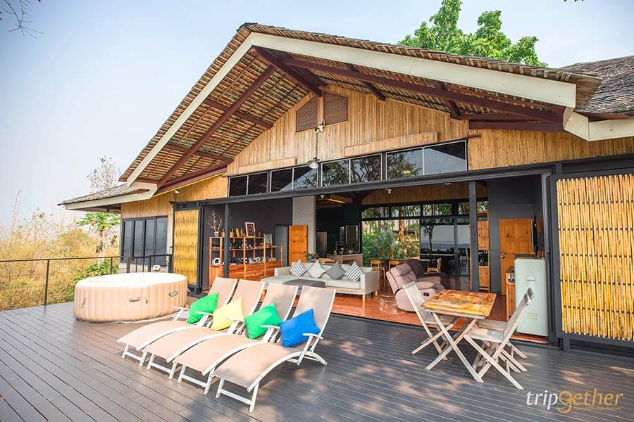 5 ที่พักกาญจนบุรี พูลวิลล่าริมน้ำ วิวสวยสุดปัง!