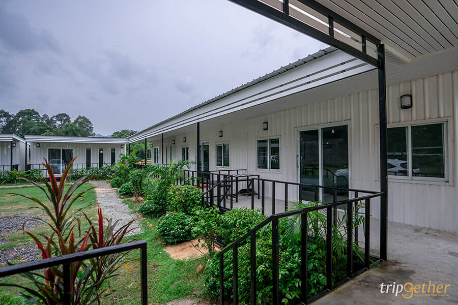 5 ที่พักริมน้ำเหมาหลังใกล้กรุงเทพ นอนชิลล์บรรยากาศฉ่ำ!