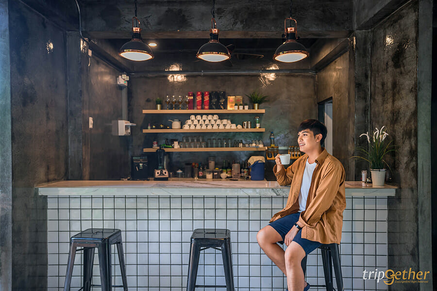 5 ที่พักริมน้ำเหมาหลังใกล้กรุงเทพ นอนชิลล์บรรยากาศฉ่ำ!