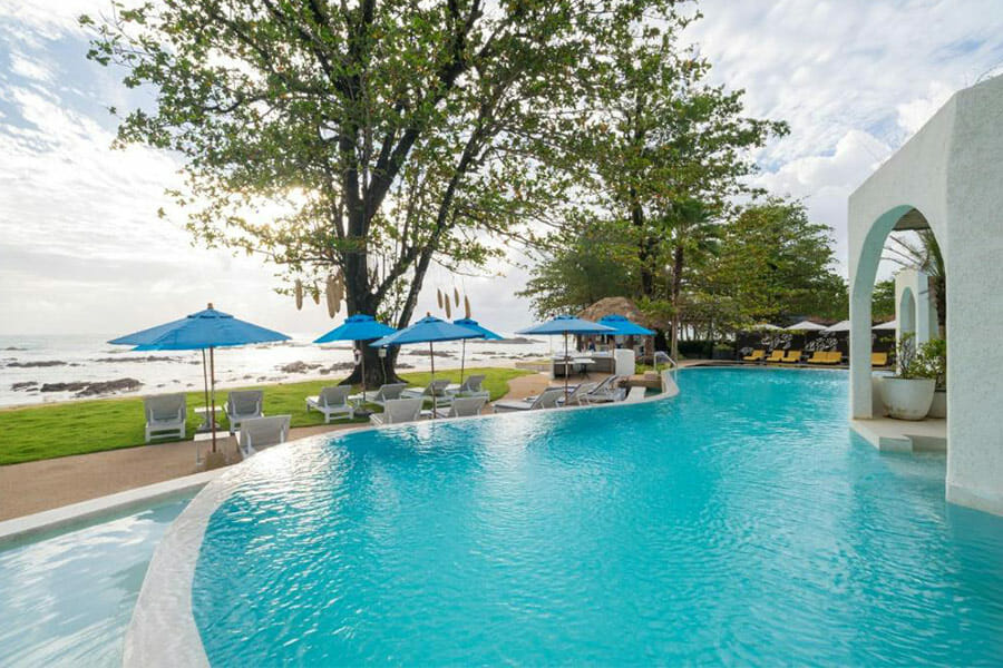 8 ที่พักเขาหลัก พังงา วิวทะเลอันดามัน จ่ายไม่เกินคนละ 2,000