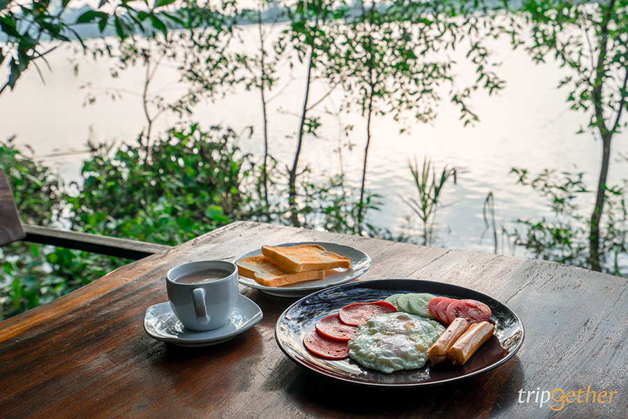 5 ที่พักริมน้ำเหมาหลังใกล้กรุงเทพ นอนชิลล์บรรยากาศฉ่ำ!