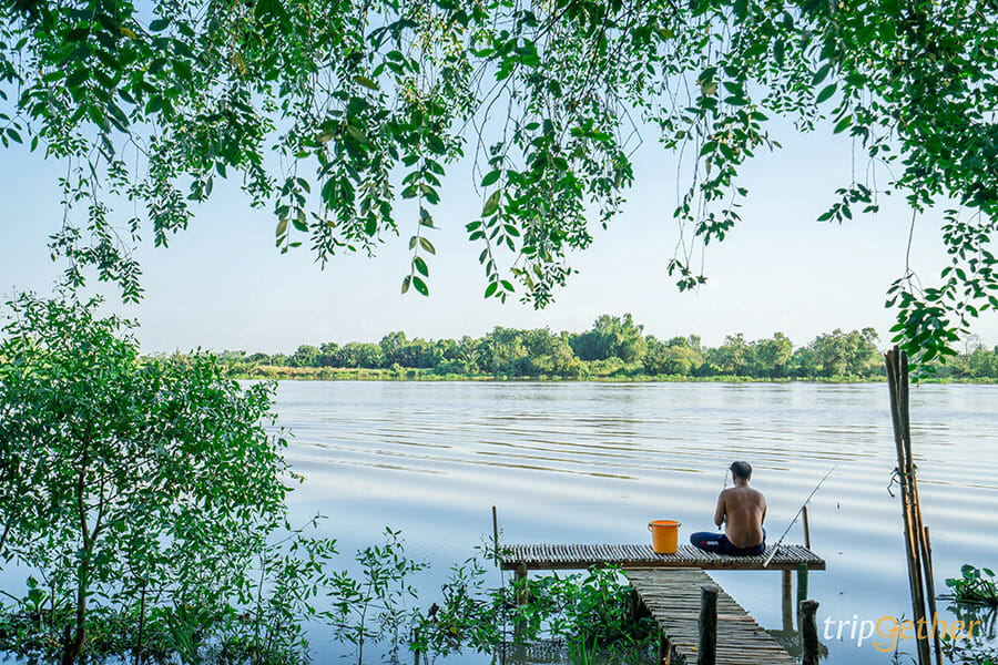 5 ที่พักริมน้ำเหมาหลังใกล้กรุงเทพ นอนชิลล์บรรยากาศฉ่ำ!