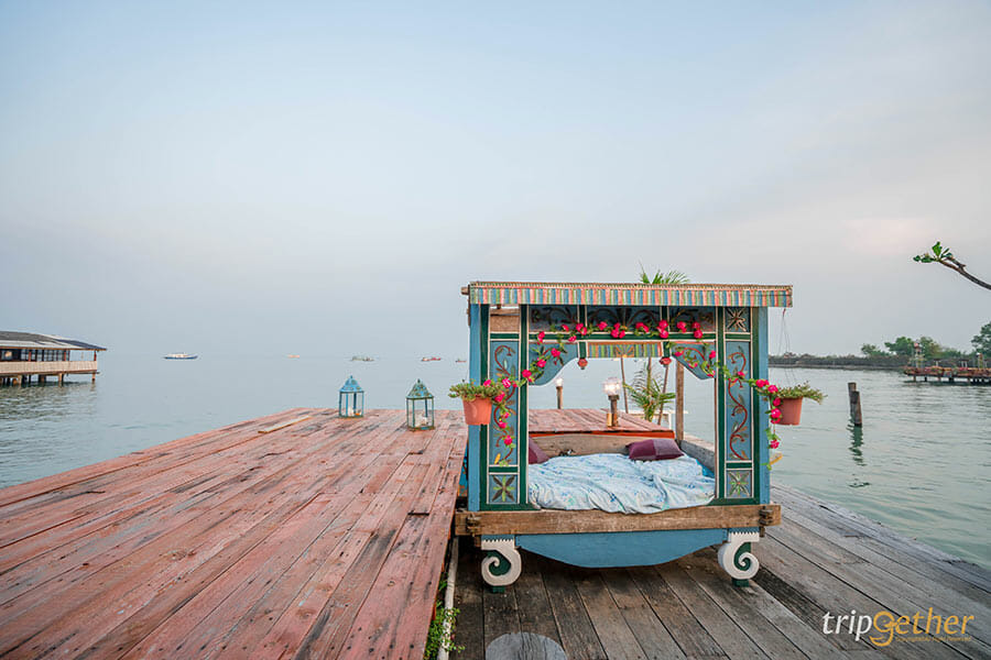 5 Beach Cafe บางเสร่ กินลมชมวิวทะเลได้แบบ 180 องศา 