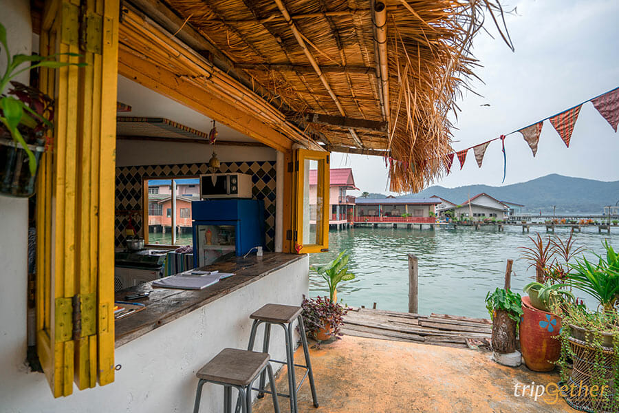 5 Beach Cafe บางเสร่ กินลมชมวิวทะเลได้แบบ 180 องศา 