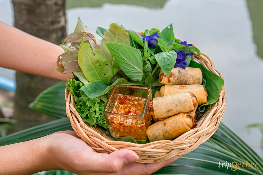 7 ร้านอาหารในสวนริมน้ำใกล้กรุงเทพ หนีไปสูดโอโซนกันให้ฉ่ำปอด!