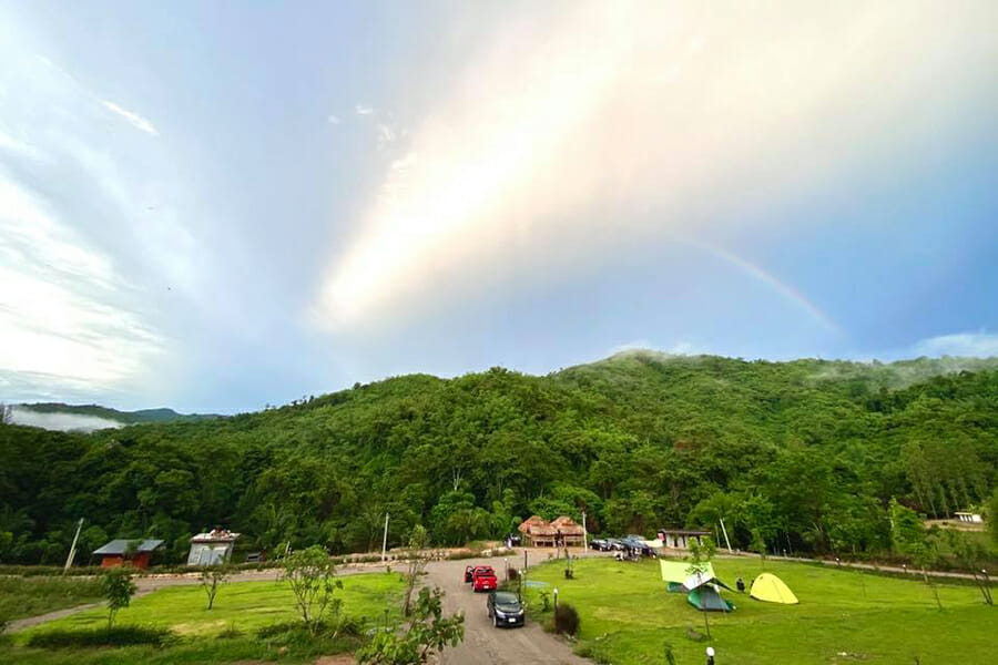 5 ที่พักริมน้ำเหมาหลังใกล้กรุงเทพ นอนชิลล์บรรยากาศฉ่ำ!