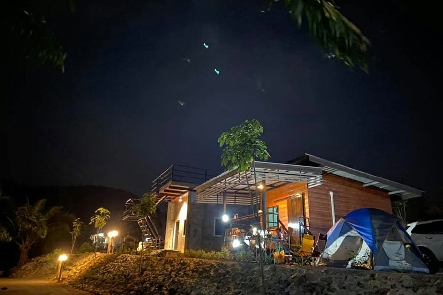 5 ที่พักริมน้ำเหมาหลังใกล้กรุงเทพ นอนชิลล์บรรยากาศฉ่ำ!