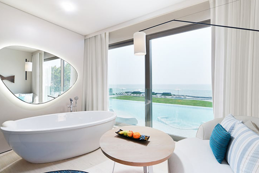 6 ที่พักชลบุรี นอนแช่อ่าง ชมวิวทะเลจากห้องพักแบบฟินๆ