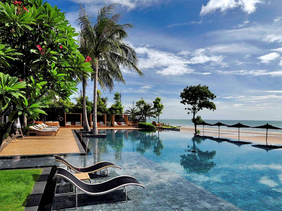 สระว่ายน้ำอินฟินิตี้พูล