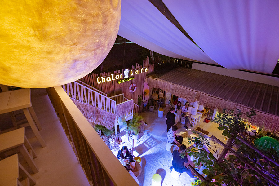 7 คาเฟ่กึ่งบาร์ บรรยากาศสุดชิลล์ น่าชวนเพื่อนไปเช็คอิน