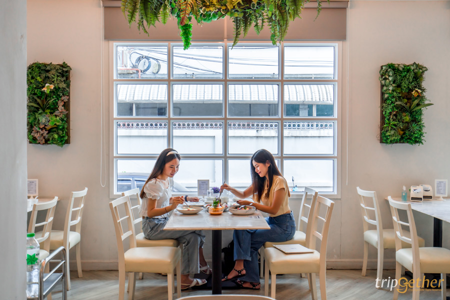 คาเฟ่สไตล์โฮมมี่ ในกรุงเทพฯ 