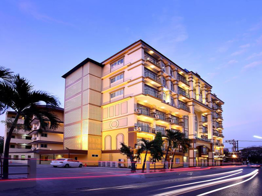 13 ที่พักนิมมาน กลางเมืองเชียงใหม่ ใกล้ของอร่อย เดินทางสะดวก