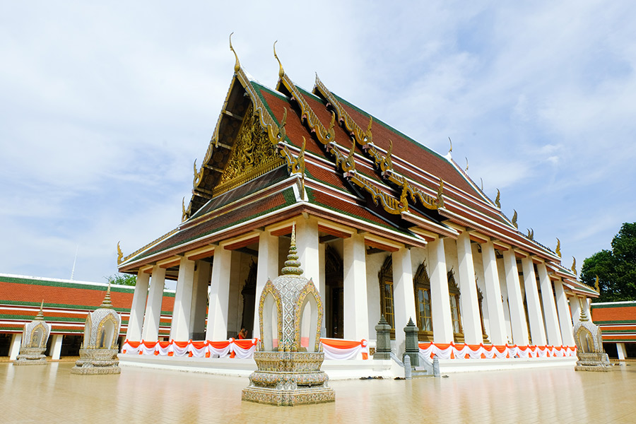 9 วัดดังกรุงเทพฯ ความหมายดี เสริมมงคลรับปี 2565